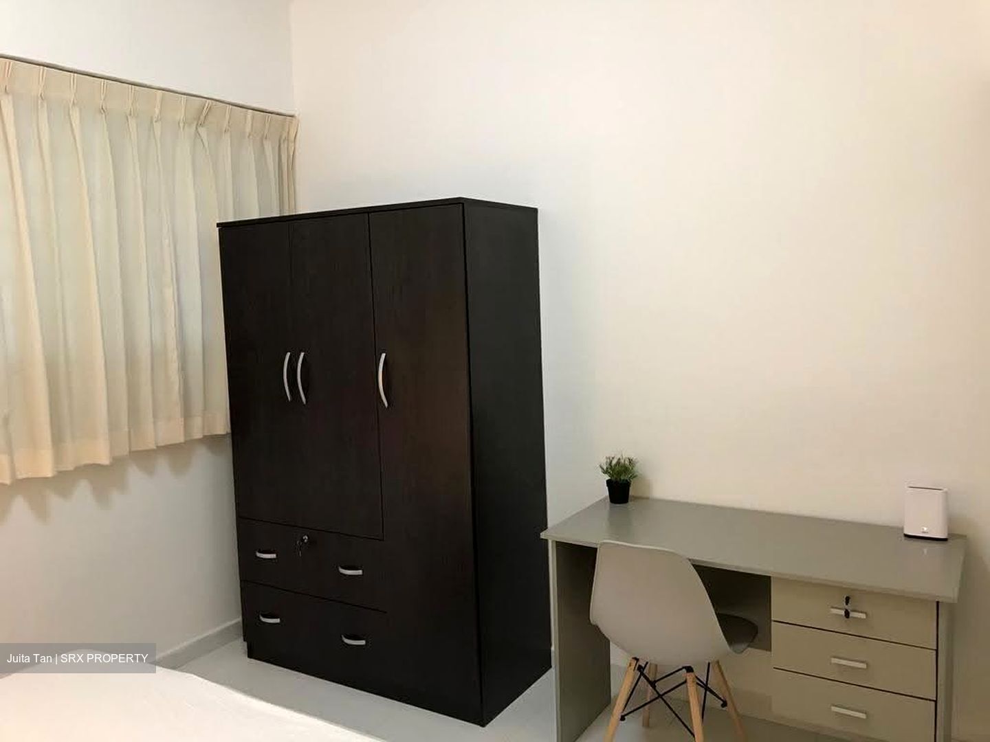 International Plaza (D2), Apartment #628388181